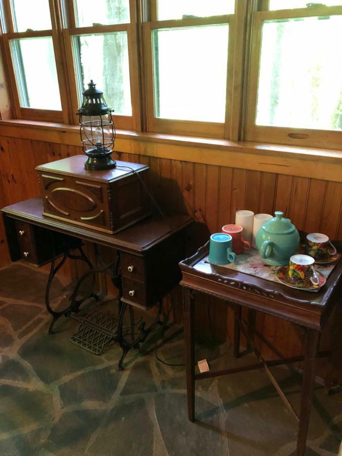 Smoky Mountain Romantic Handcrafted Cabins Sevierville Exterior photo